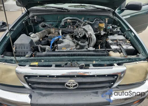 1999 Toyota Tacoma Xtracab Prerunner z USA, uszkodzony, nr VIN 4TASM92NXXZ402250